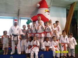 Grad medali na Turnieju Mikołajkowym Karate Kyokushin